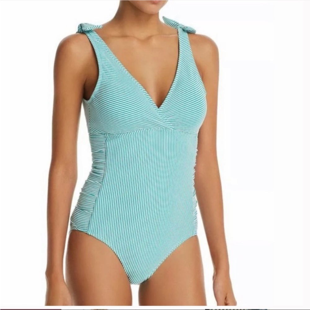 🏝Lauren Ralph Lauren Aqua Striped One Piece Bathing Suit🏝